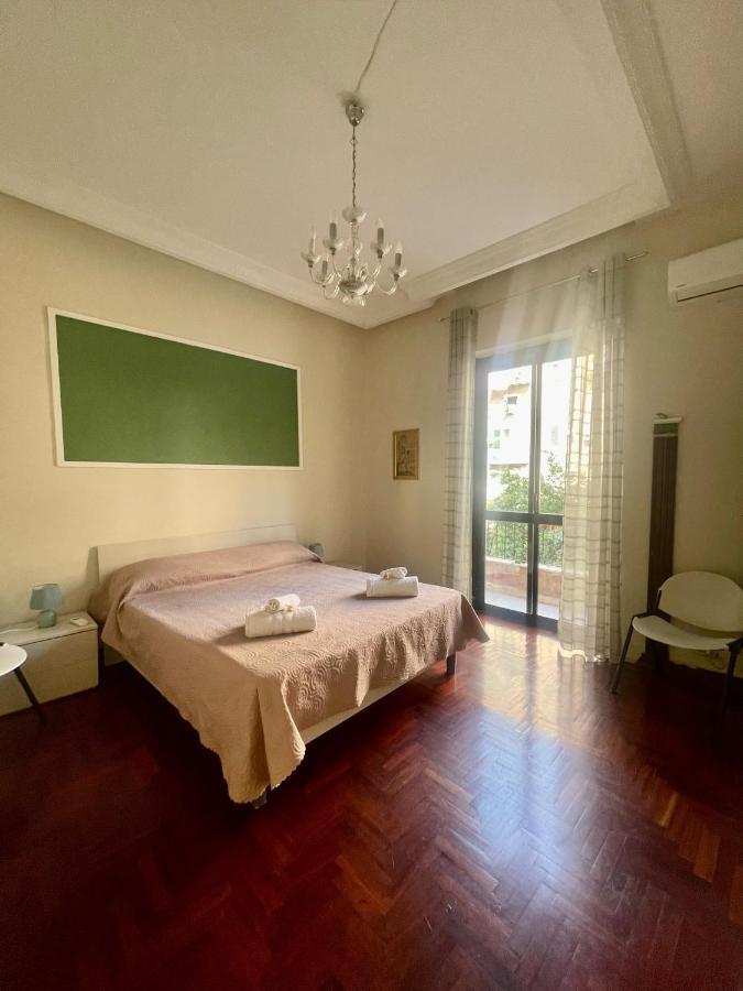 Apartament Dimora Di Maury A Due Passi Dai Trasporti E Da Ballaro Palermo Eksteriør billede