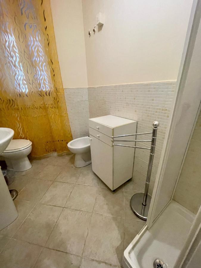 Apartament Dimora Di Maury A Due Passi Dai Trasporti E Da Ballaro Palermo Eksteriør billede