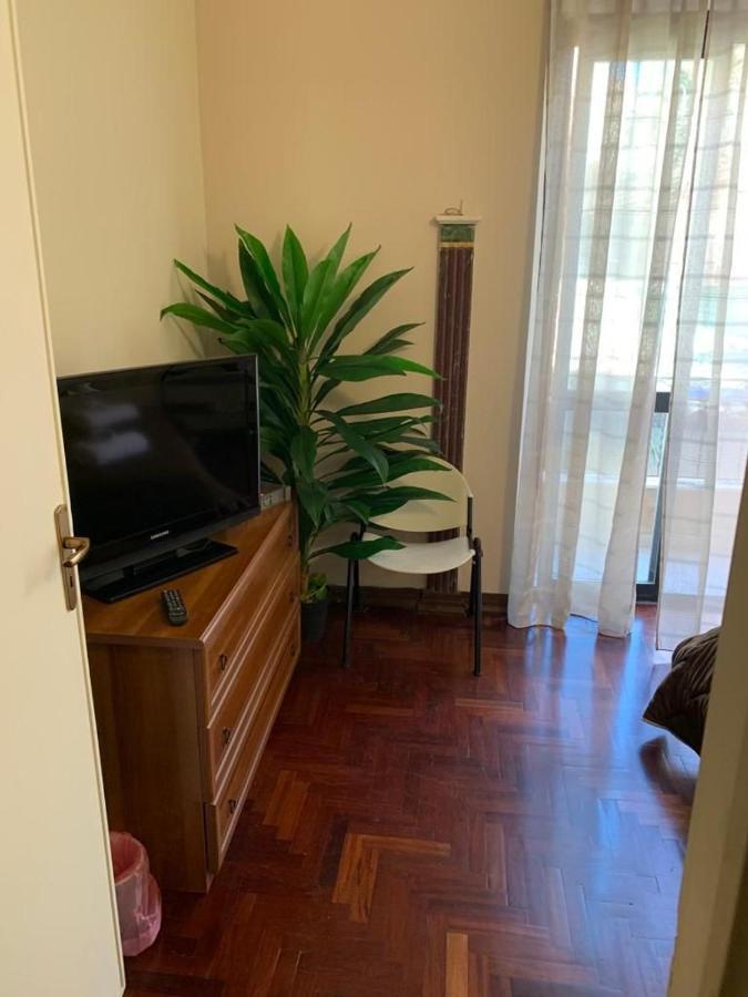 Apartament Dimora Di Maury A Due Passi Dai Trasporti E Da Ballaro Palermo Eksteriør billede
