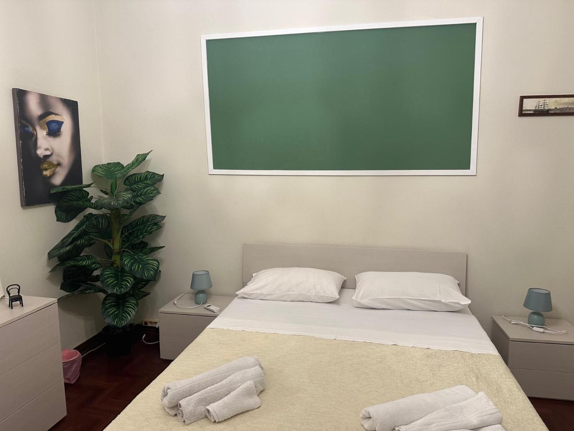 Apartament Dimora Di Maury A Due Passi Dai Trasporti E Da Ballaro Palermo Eksteriør billede