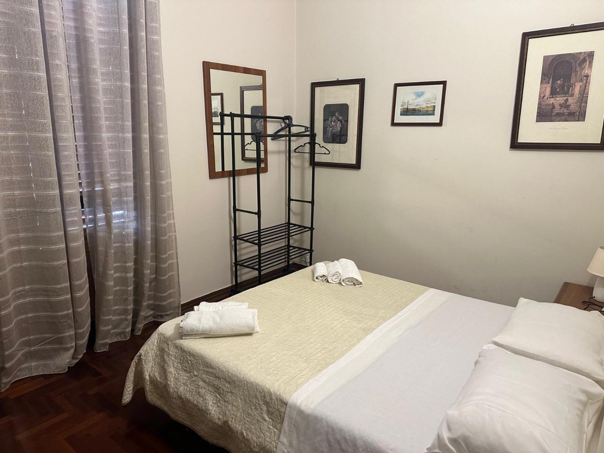 Apartament Dimora Di Maury A Due Passi Dai Trasporti E Da Ballaro Palermo Eksteriør billede