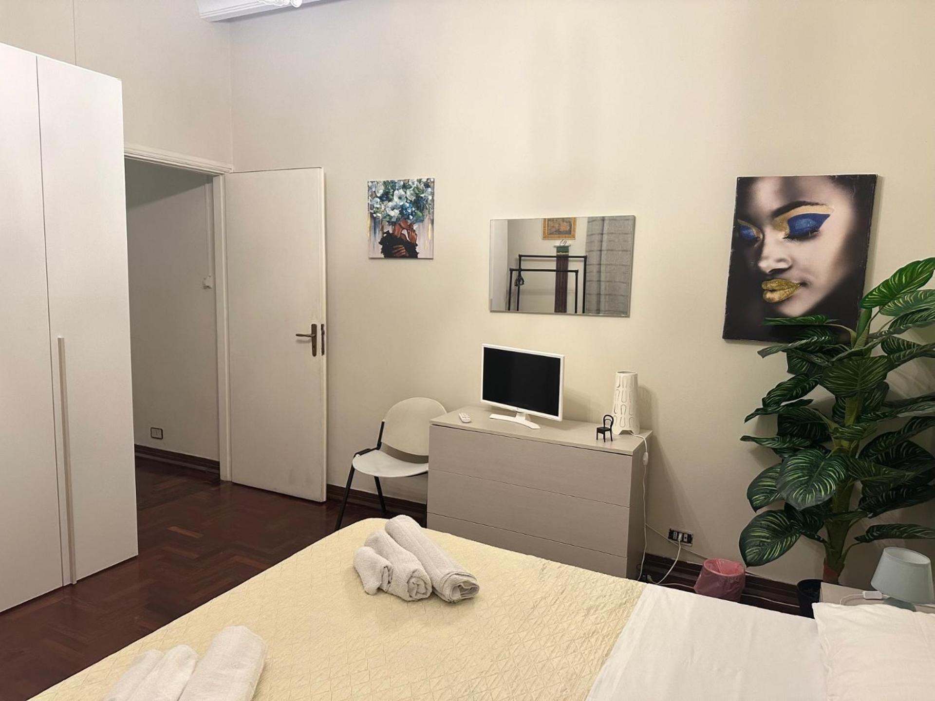 Apartament Dimora Di Maury A Due Passi Dai Trasporti E Da Ballaro Palermo Eksteriør billede