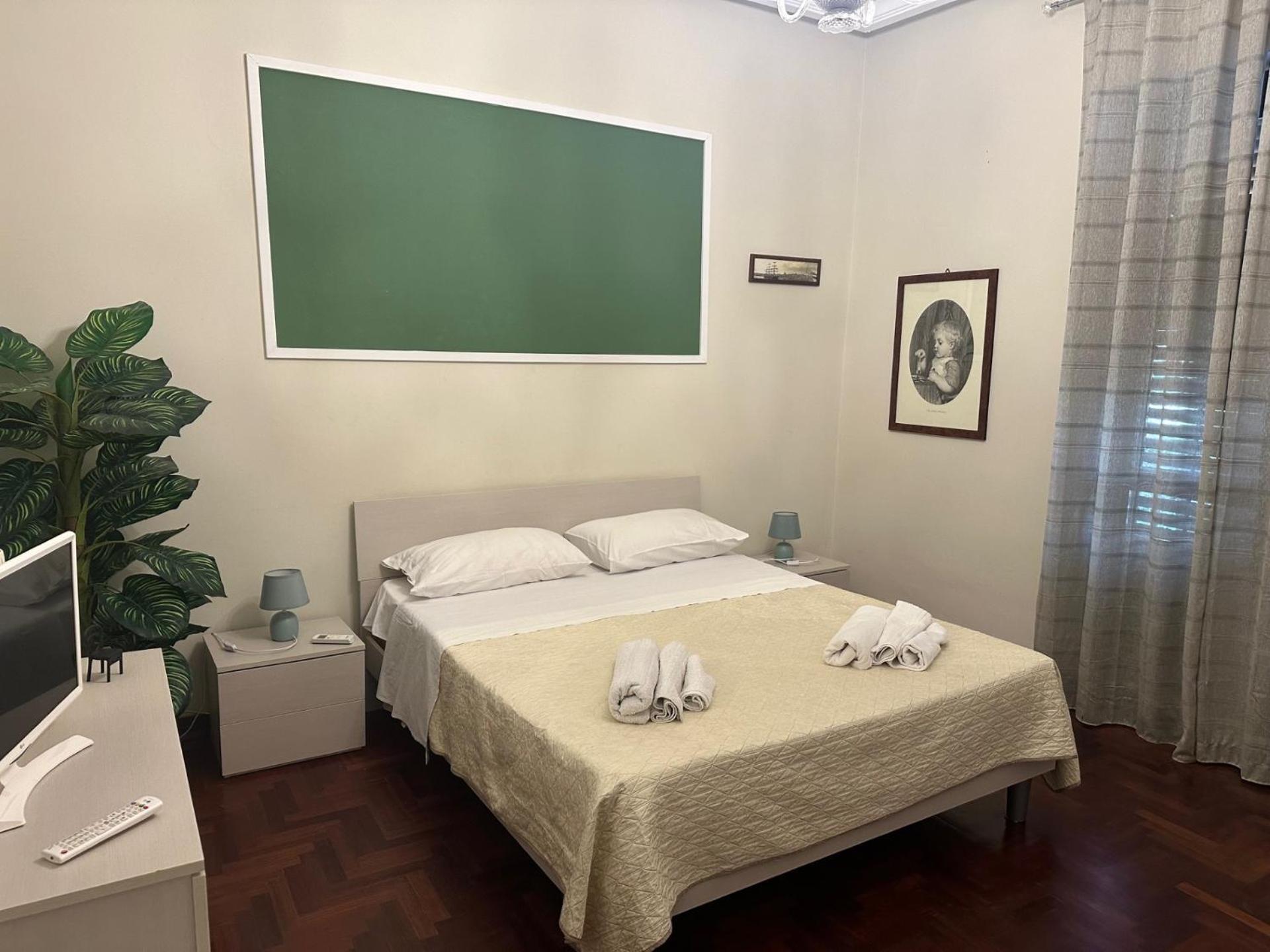 Apartament Dimora Di Maury A Due Passi Dai Trasporti E Da Ballaro Palermo Eksteriør billede